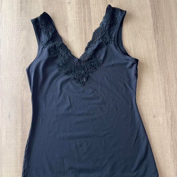 Jones New York Tops - Jones-new-york Women's Black V Neck Tank with Lace Detail Medium